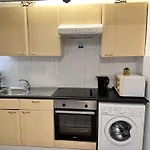 Family Studio Apartment In Central London