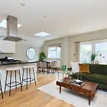 The Fulham Wharf - Glamorous 2Bdr Flat With Garden