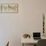 Chic 4-Bed Apartment In Trendy Clerkenwell W Balcony And Walking Distance To Tube
