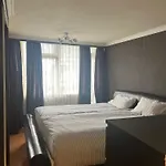 2 Bedroom Flat In Zone 1 East Central London With Parking