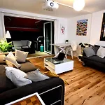 3-Bed House With Amazing Garden