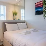Pass The Keys - Hideaway In The Notting Hill Set