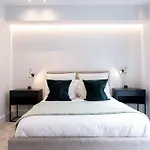 Lovely 1Br - Zone 1 - Station Nearby