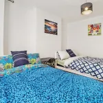 Cosy N22 Apartment Sleeps 6