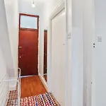 Cosy N22 Apartment Sleeps 6