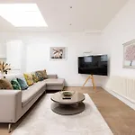Wild Roses Serviced Apartments - Borough