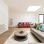 Wild Roses Serviced Apartments - Borough