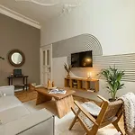 Raintree Village