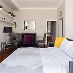 Spacious Family Paddington Flat