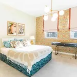 Gorgeous & Cosy Gem - King Beds