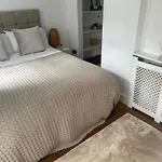 Gorgeous Flat Prime Location