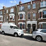 Cozy 2Br Flat Central London Sleeps 3