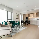 Battersea Power Station 2 Bed Close To Harrods