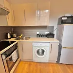 Luxury Two Bedroom Apartment in Westminster