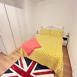 Luxurious 1 Bed Central London