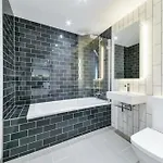 Spacious Modern Apartment
