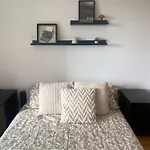 2 Bedroom Flat In Riverside West
