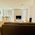 Stylish Apartment In Zone 2