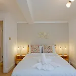 Imperial Horseferry Road Apartment