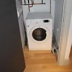 Entire Flat Near London Bridge