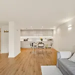 Flat 315, 33 Birtton Street