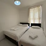 East London 2 Bedroom Flat