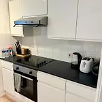 2 Bedroom Apartment Next To Euston Station