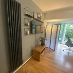 London City Retreat Escape In Oval - Elephant & Castle