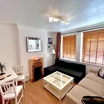 One Bedroom Flat Nine Elms Sw8