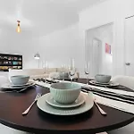 Stylish Flat Near Tower Bridge & London Bridge