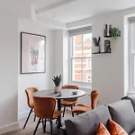 The Vanity Affair - Fitzrovia - By Frankie Says