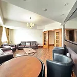 Two Bedroom Apartment Near Oxford Street