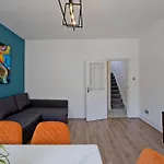 Imperial Balfe Street Apartment