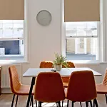 Imperial Balfe Street Apartment