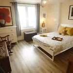 Cosy Camden 2 Bedroom Apartment With Terrace