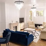 Kensington Bay View Dreams