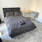 Private Bedroom Suite With Kitchenette - Greenwich Blackheath