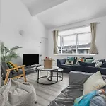 Serviced Accomodation - For Families Or Corporate