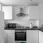 Serviced Accomodation - For Families Or Corporate
