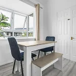 Serviced Accomodation - For Families Or Corporate