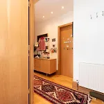 Charming Family-Friendly 3Bedroom In Belsize Park Pass The Keys