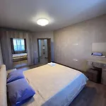 Cozy Apartments For Families