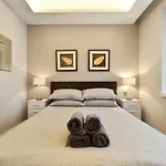 Central Covent Garden And Leicester Square Modern Sleeps 6 Apartment