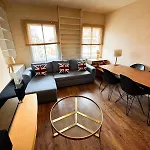 Flat C Stockwell