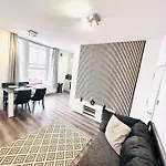 Luxury Flat Hyde Park Super Location For Tourists