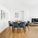 Heart Of Holborn - 2Br With Patio - Cityapartmentstay