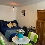 Studio2 Bright Studio With Private Patio In Central London