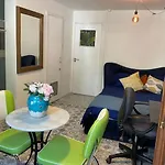 Studio2 Bright Studio With Private Patio In Central London