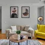 Mysquare Contemporary Serviced Apartments In City Of London