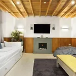 Spacious 2 Bedroom Flat Near Hyde Park By Beiroom